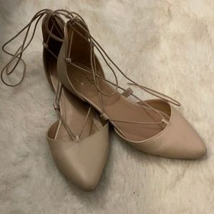 Women’s tie flats